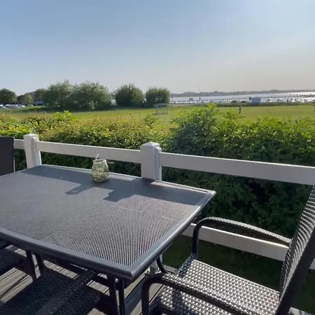 Dom wakacyjny Ostseechalet Strandmuschel